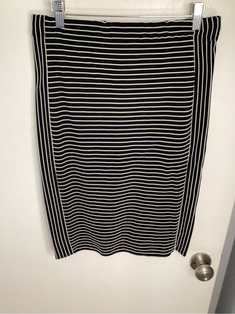 Max Studio Black and White Striped Pencil Skirt M - Picture 7 of 10